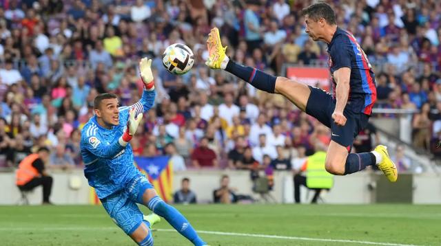 莱万真猛！巴萨只等拜仁验成色