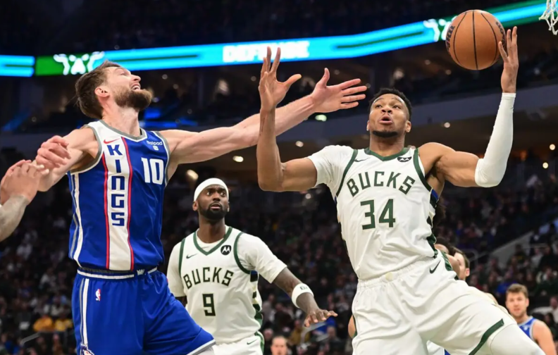 开云下载网站-无限期缺战！字母哥遭重创，雄鹿进退两难，詹姆斯经纪人趁虚而入